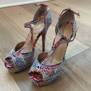 PRELOVED Thalia Sodi heels